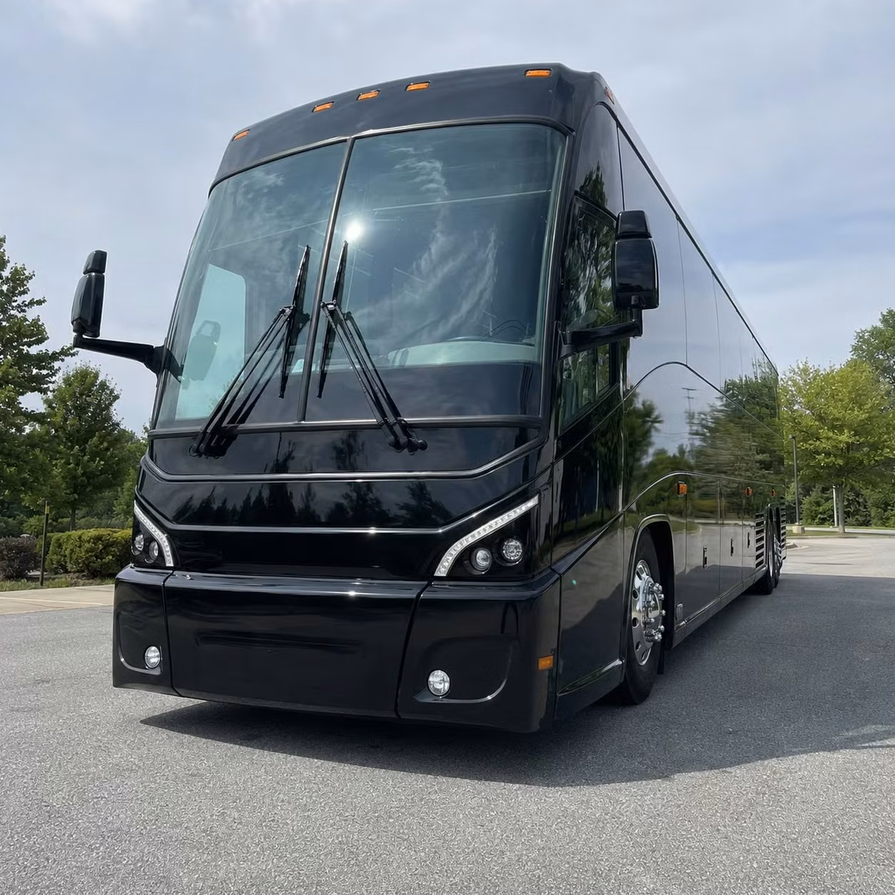 make employee retention easier with a cherry hill commuter shuttle program